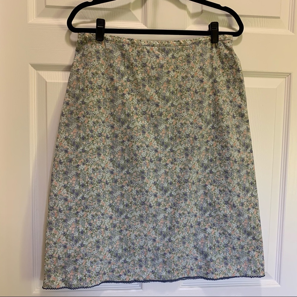 Gap Light Blue w Pink & Purple Flowers Skirt Size 12